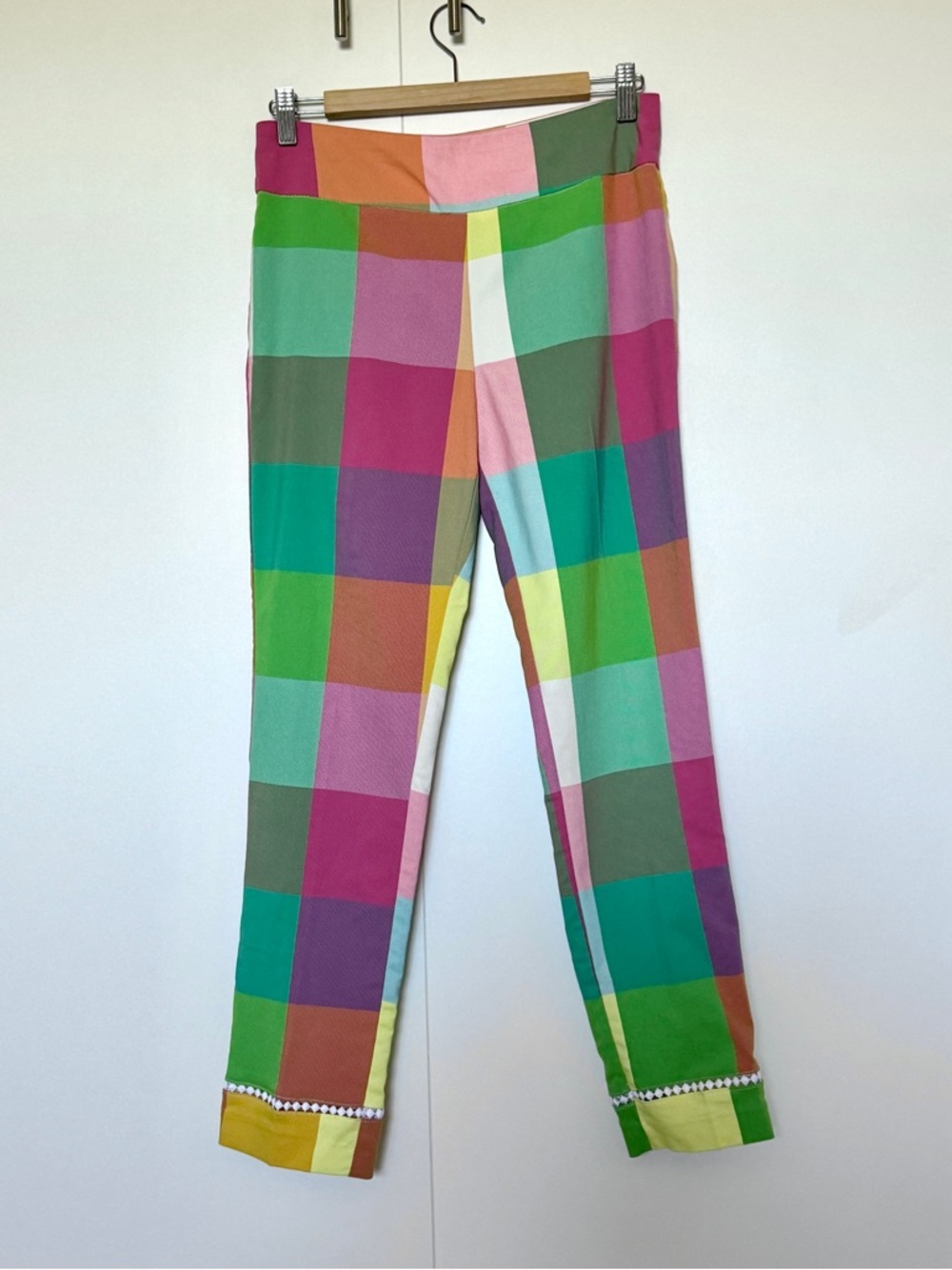 crown & ivy Multicolor Plaid Capris